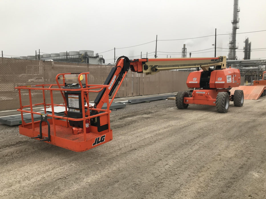 2019 JLG 860SJ