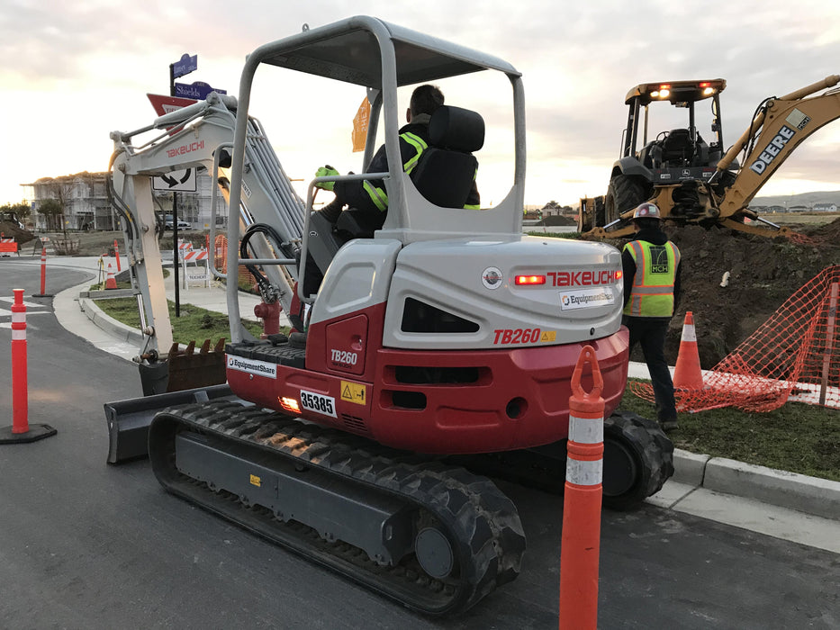 2019 Takeuchi TB260 Canopy, Standard Blade, Auxiliary hydraulics Manual QC, Hydraulic thumb, 12" ,18", 24" Bucket