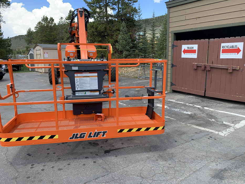 2021 JLG 1200SJP