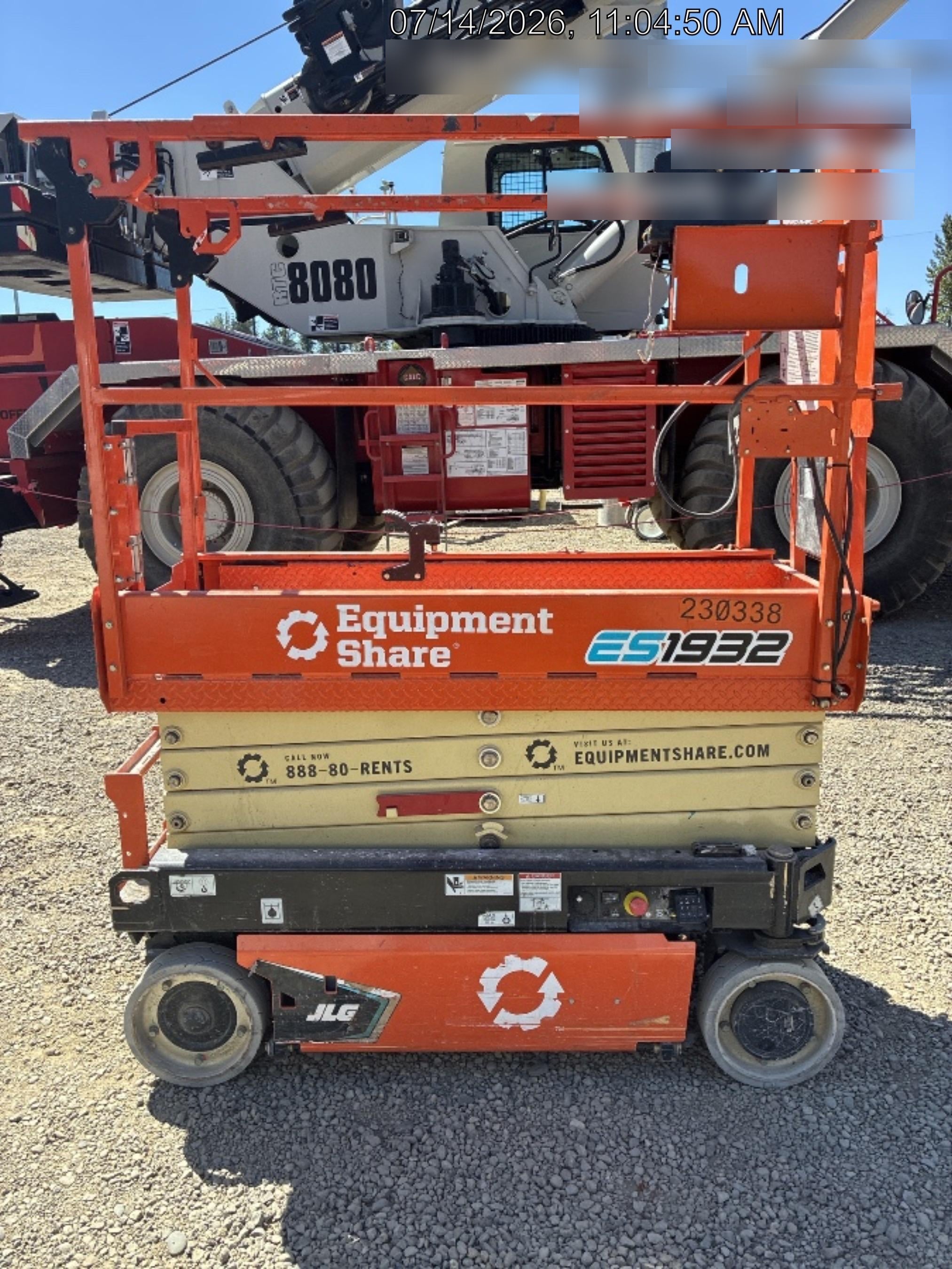 2022 JLG ES1932