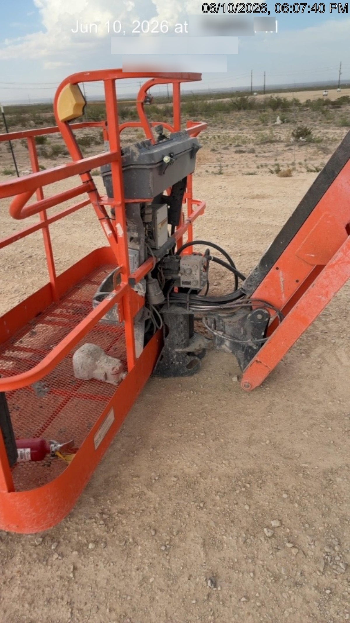 2021 JLG 660SJ