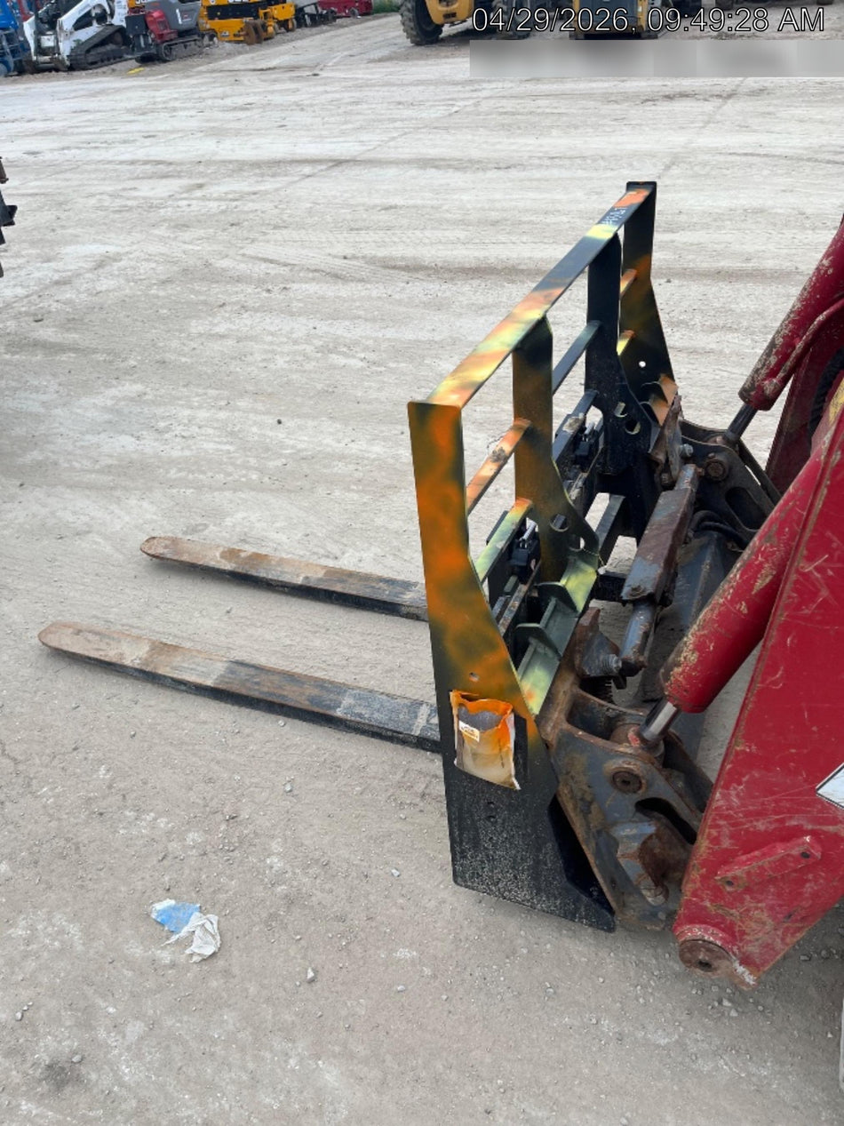 2025 ARROW MATERIAL HANDLING 48" Pallet Forks - Arrow
