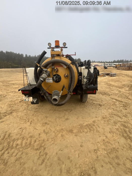 2023 Vac-Tron LP573XDT T4 Koehler Diesel Engine, 500 Gallon Debris Tank, x2 100 Gallon Water Tanks