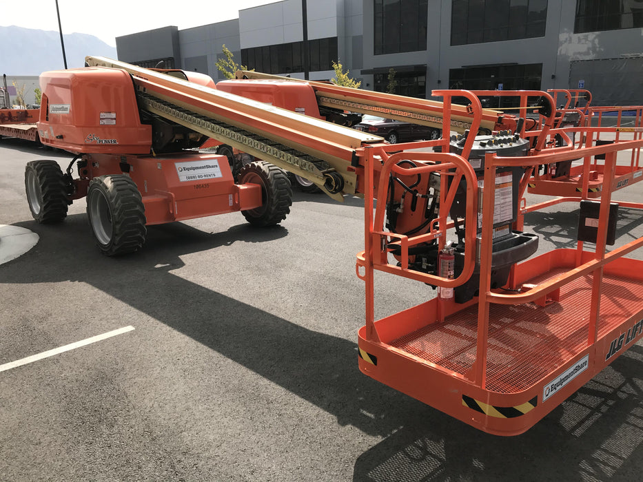 2020 JLG 600S