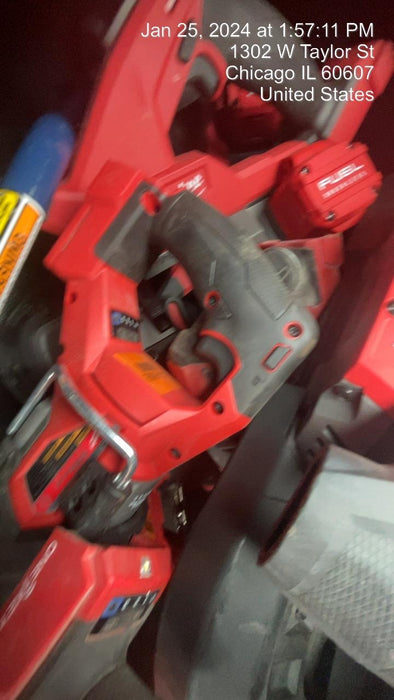 2021 MILWAUKEE 2806-22