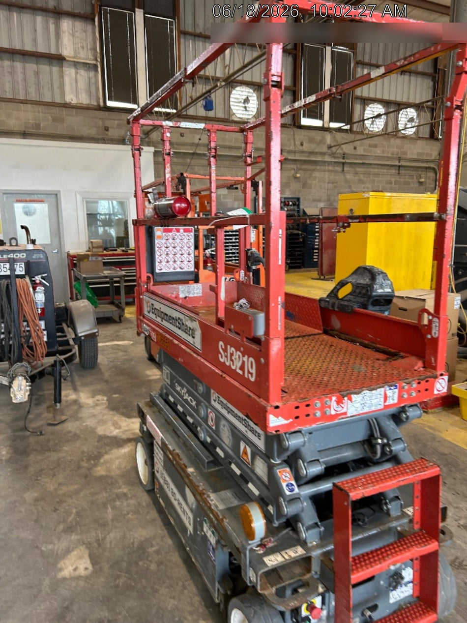 2021 SKYJACK SJ3219