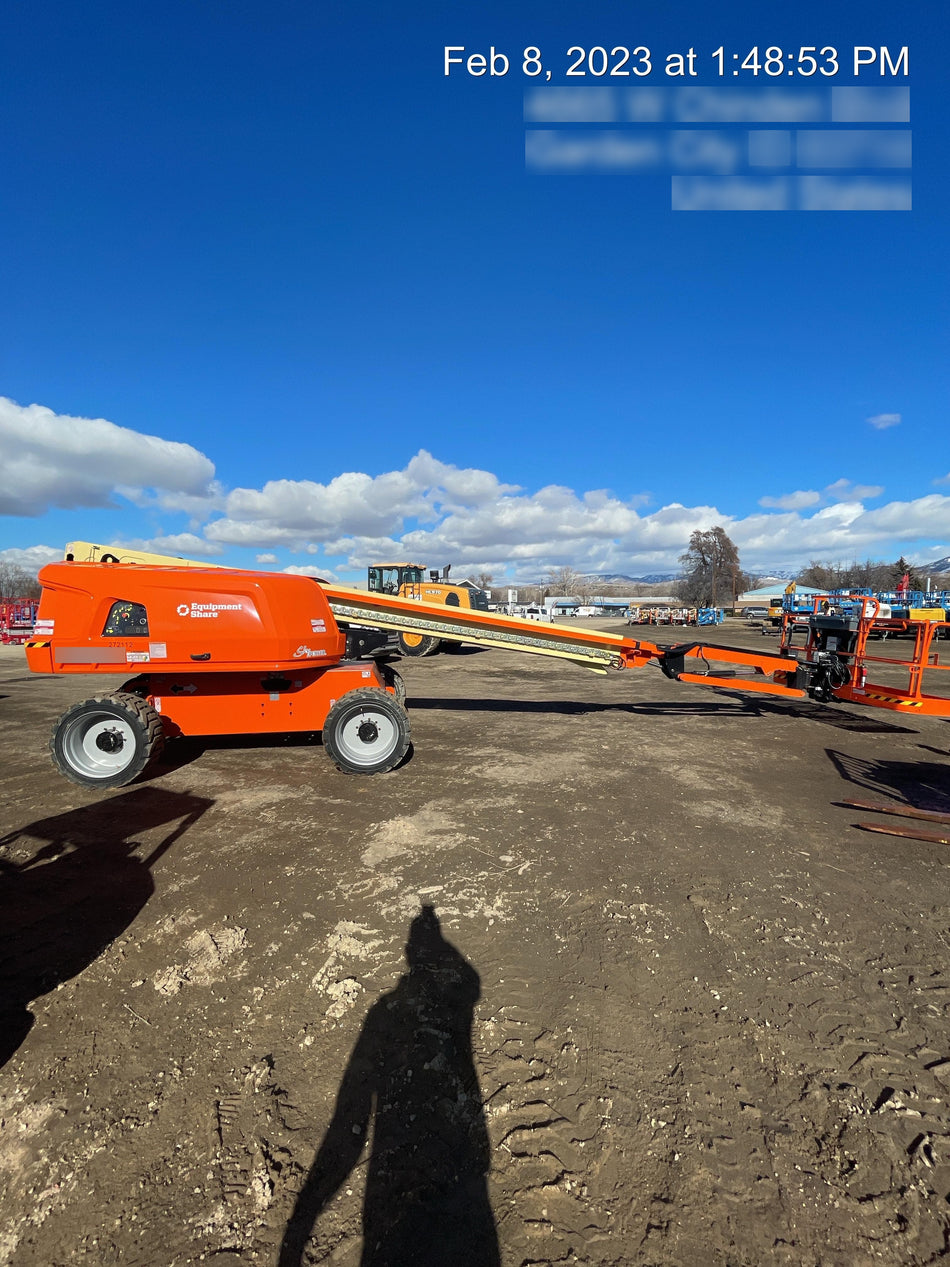 2022 JLG 660SJ