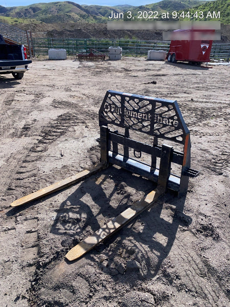 2021 PALADIN 48" Pallet Forks - Paladin