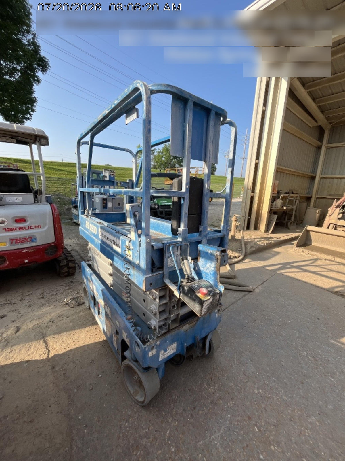 2020 Genie GS-1930 Solid Non Marking Tires, Beacon, Folding rails with half height swing gate