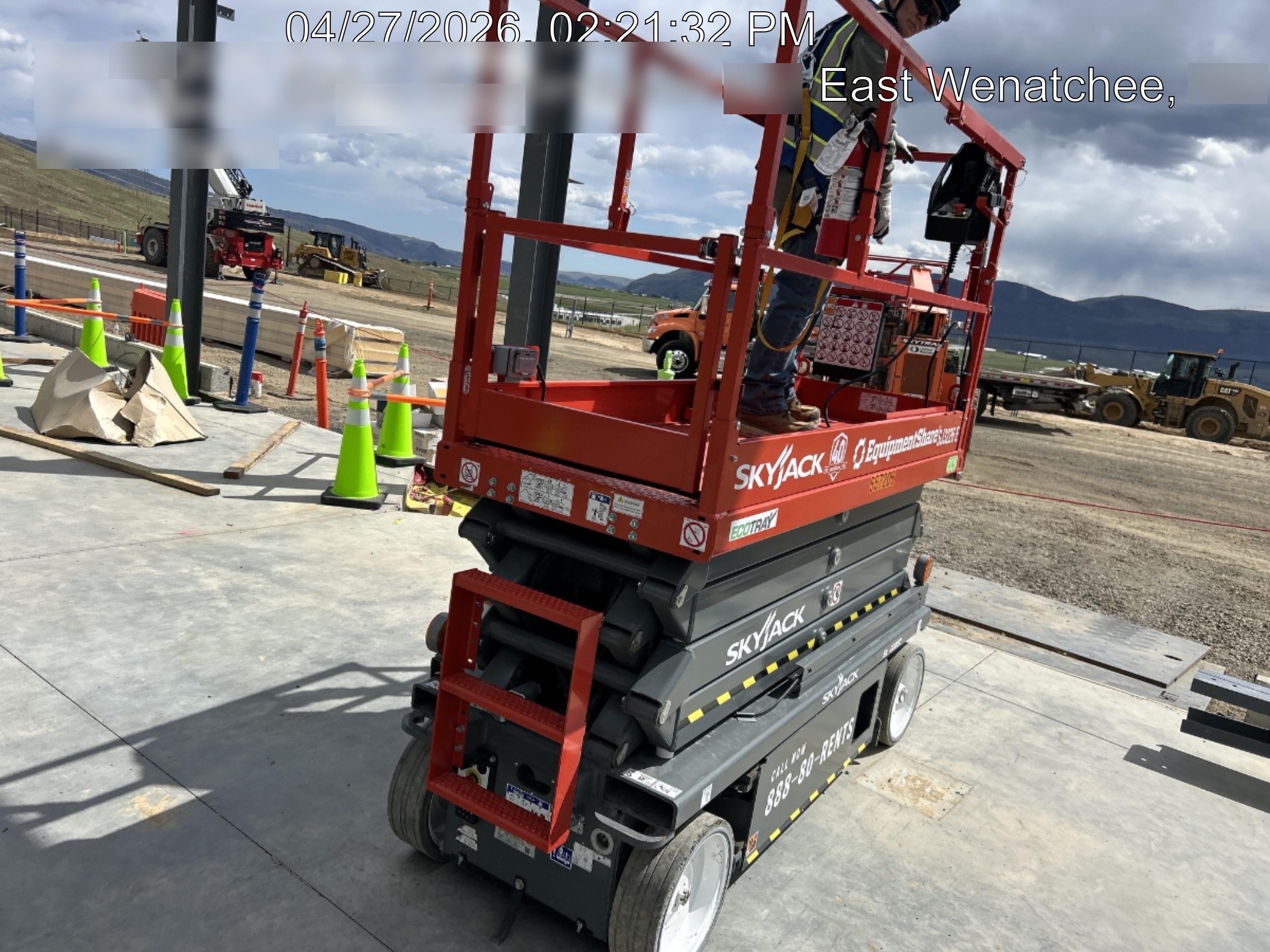 2025 SKYJACK SJ3226