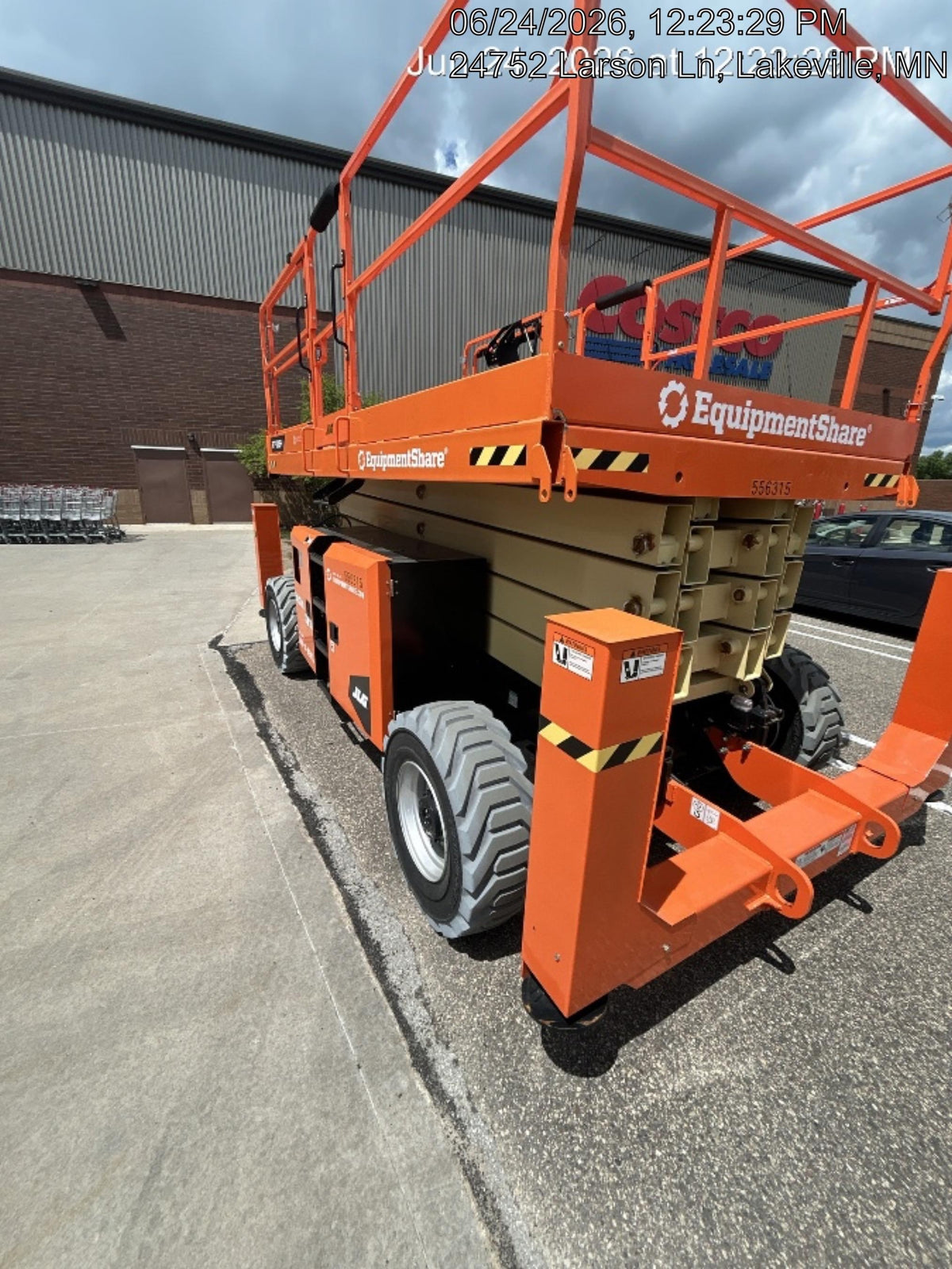 2025 JLG RT4394