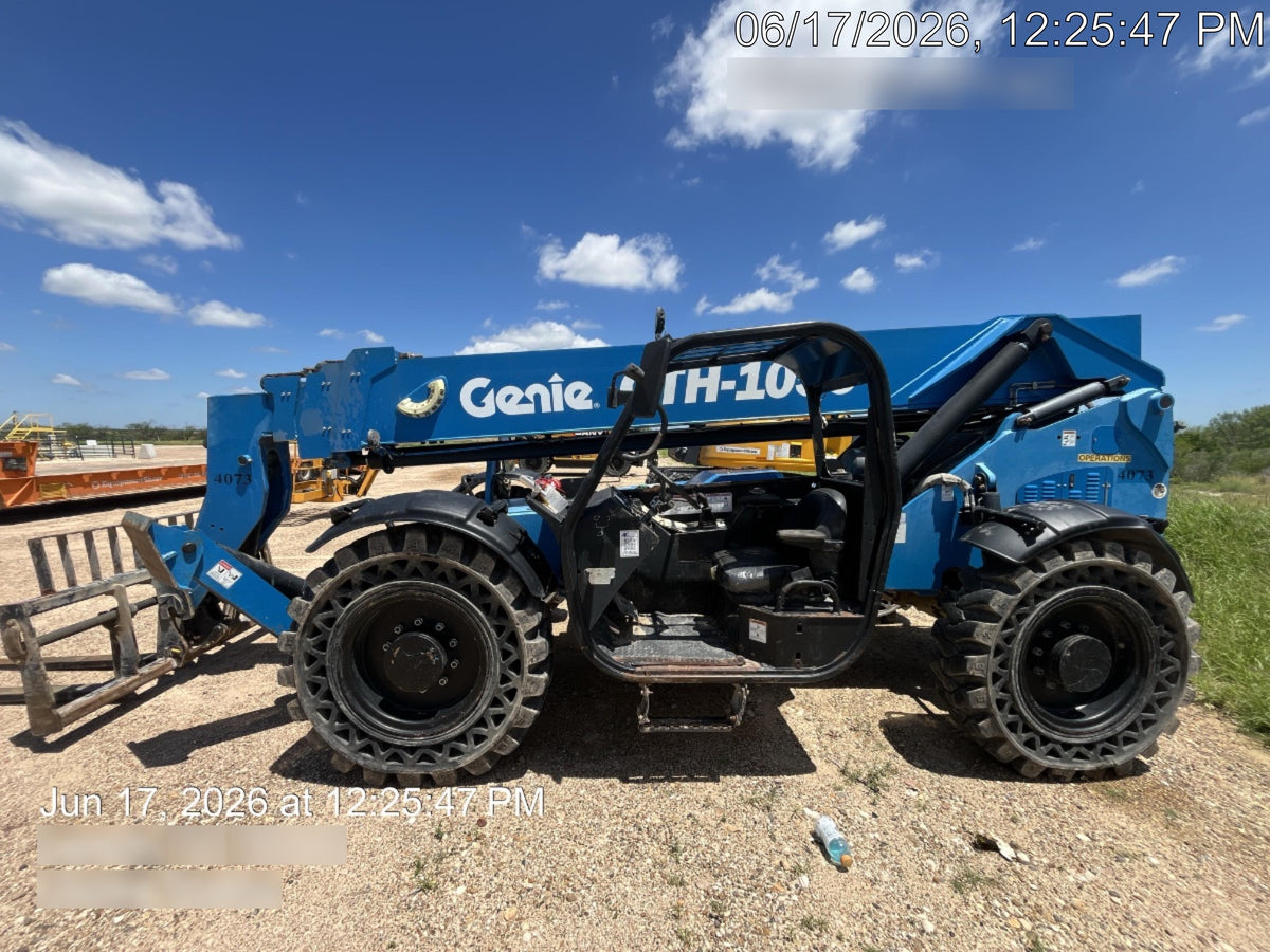 2016 Genie GTH-1056 Genie GTH1056, Solid Tires, 60" carriage, Open ROPS