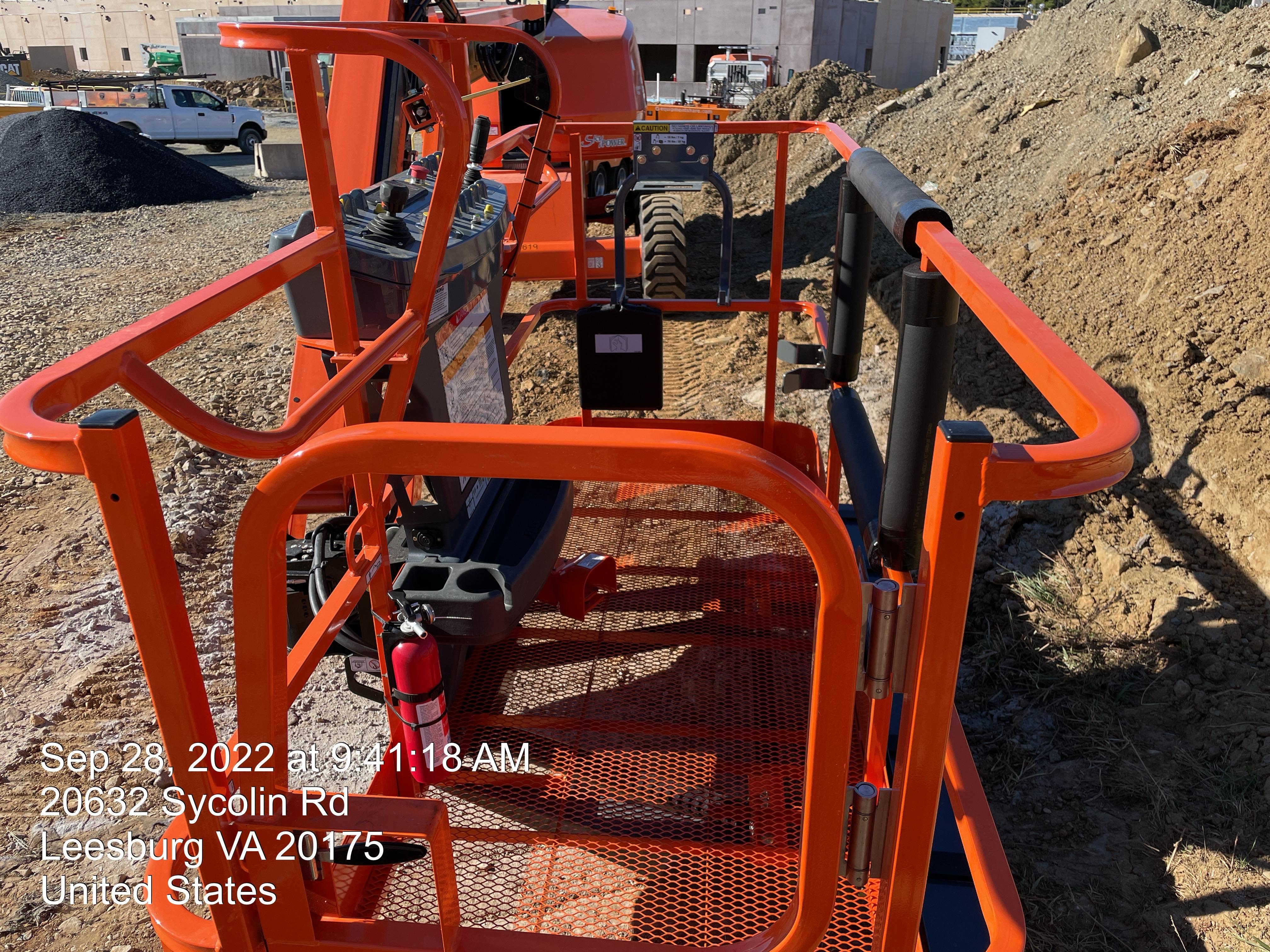 2022 JLG 460SJ