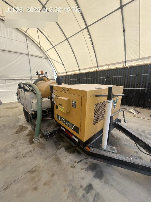 2023 VAC-TRON LP573XDT