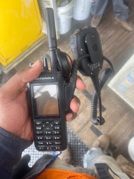 2023 MOTOROLA R7 DISPLAY