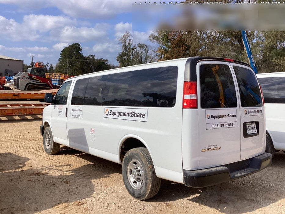 2023 CHEVROLET Express Van - Rental