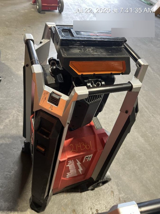 2022 MILWAUKEE MXF041-1XC