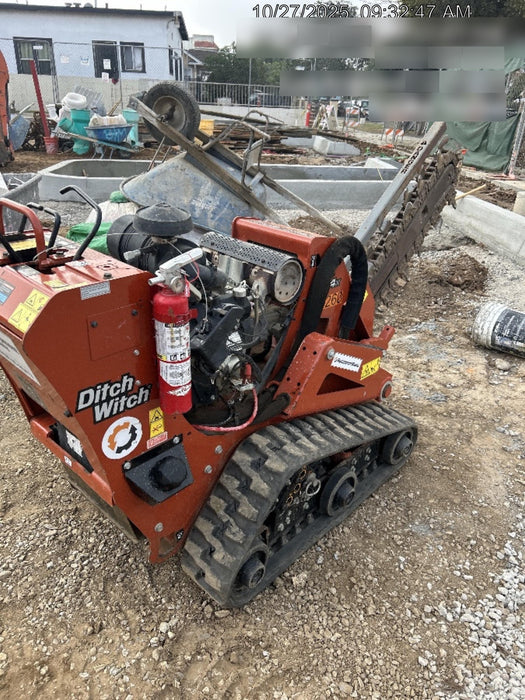 2022 DITCH WITCH C24XA