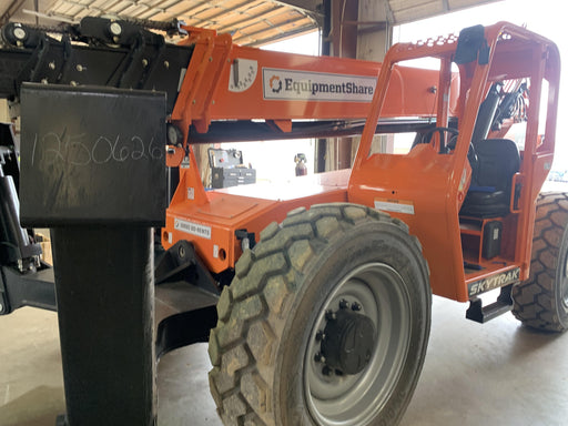 2020 Skytrak 12054 74Hp, Canopy, FF Tires, Work Lights, Beacon, Aux Hydraulics, Back up Alarm, Lifting Eye, ES Decals