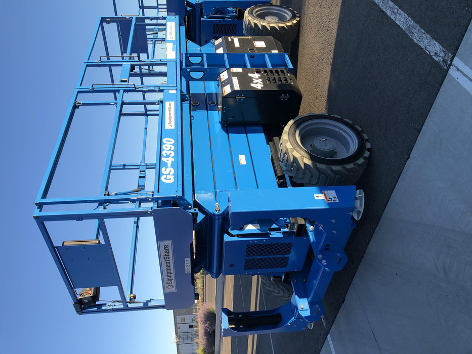2020 GENIE GS-4390 RT