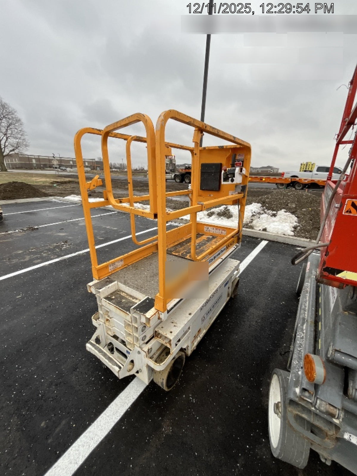Custom Equipment HB-1430 Hy-Brid Scissor Lift
Platform capacity up to 670 lbs
Working height up to 20 ft
Weighs under 1,700 lbs
Non-marking wheels