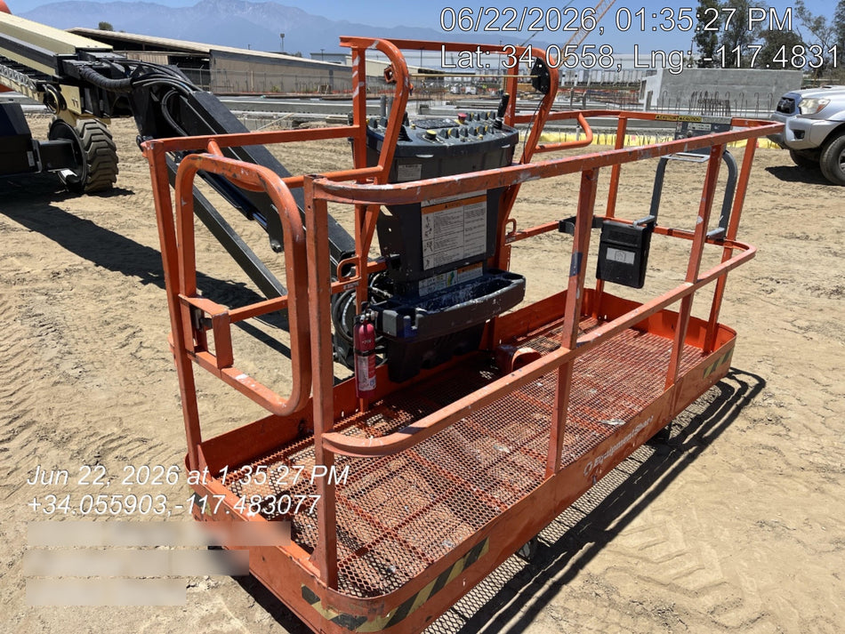 2023 JLG 660SJ