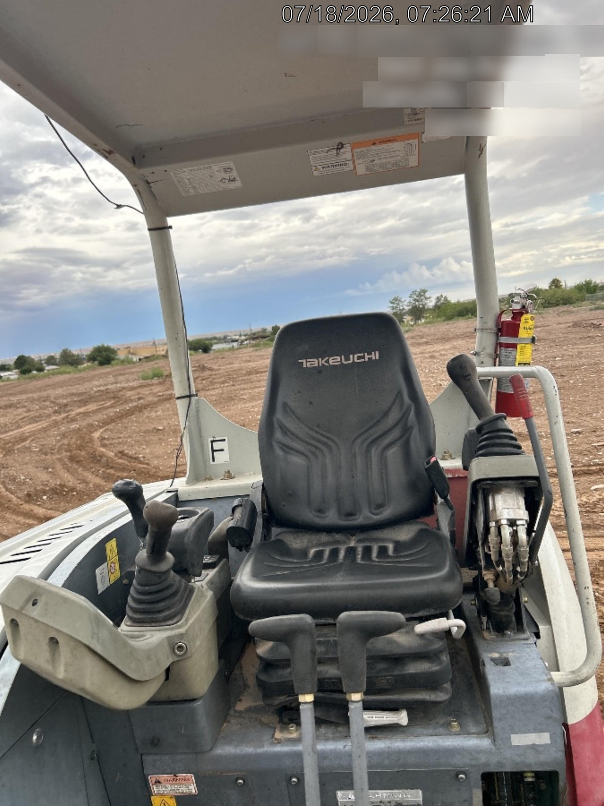 2020 TAKEUCHI TB235-2R