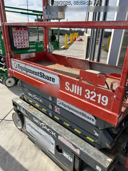 2019 Skyjack SJIII-3219 Standard Options, Trojan Batteries