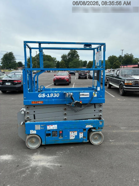 2020 Genie GS-1930 Solid Non Marking Tires, Beacon, Folding rails with half height swing gate