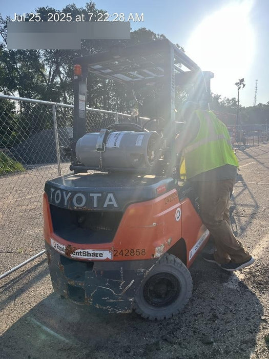 2022 TOYOTA 50-8FGU25