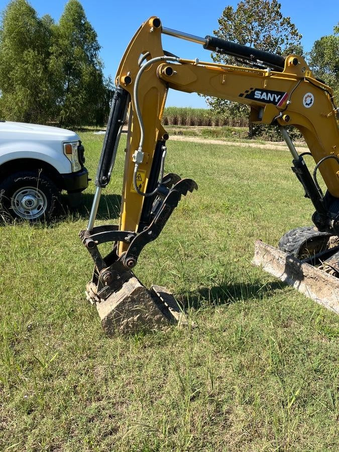 2022 SANY SY26