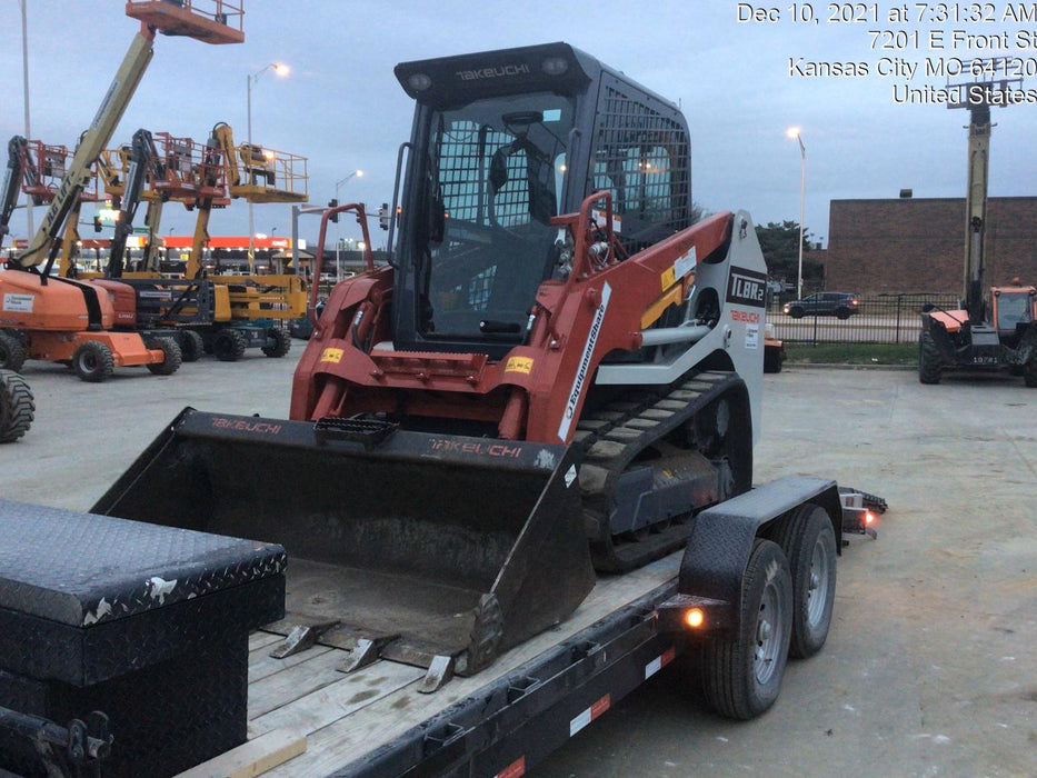 2021 TAKEUCHI TL8R2-CR