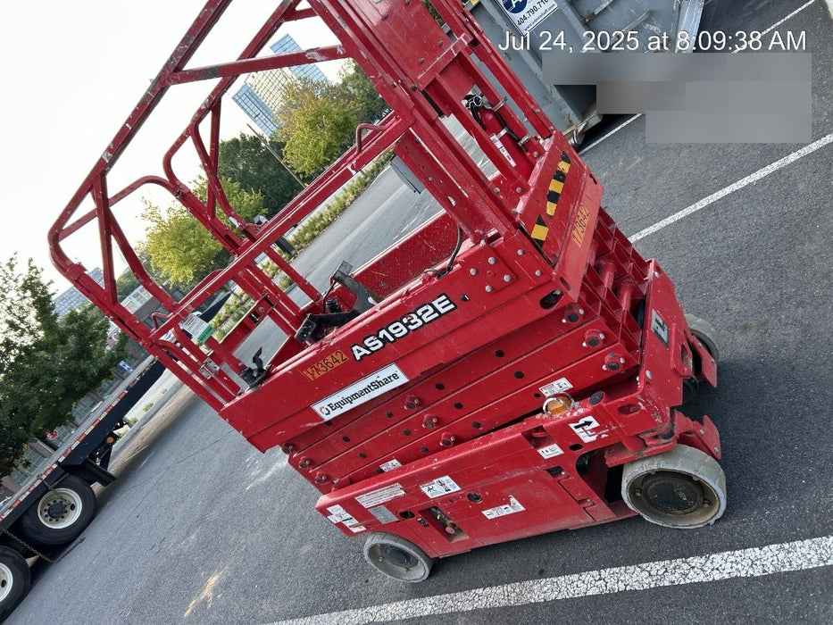 2021 Lgmg AS1932E Electric Drive, Solid Non Marking Tires, Dual Beacons