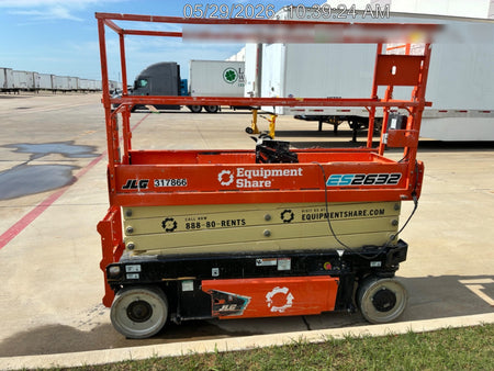 2023 JLG ES2632