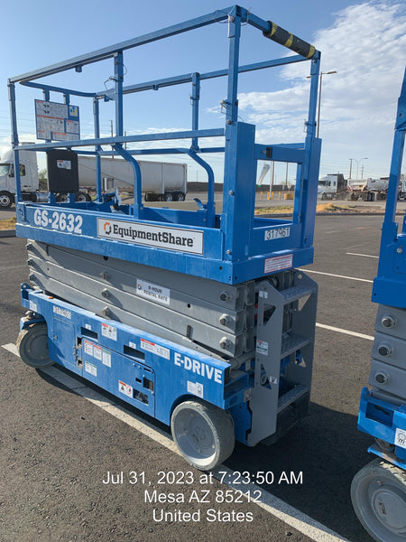 2023 GENIE GS-2632