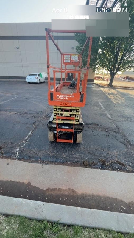 2022 JLG ES2632