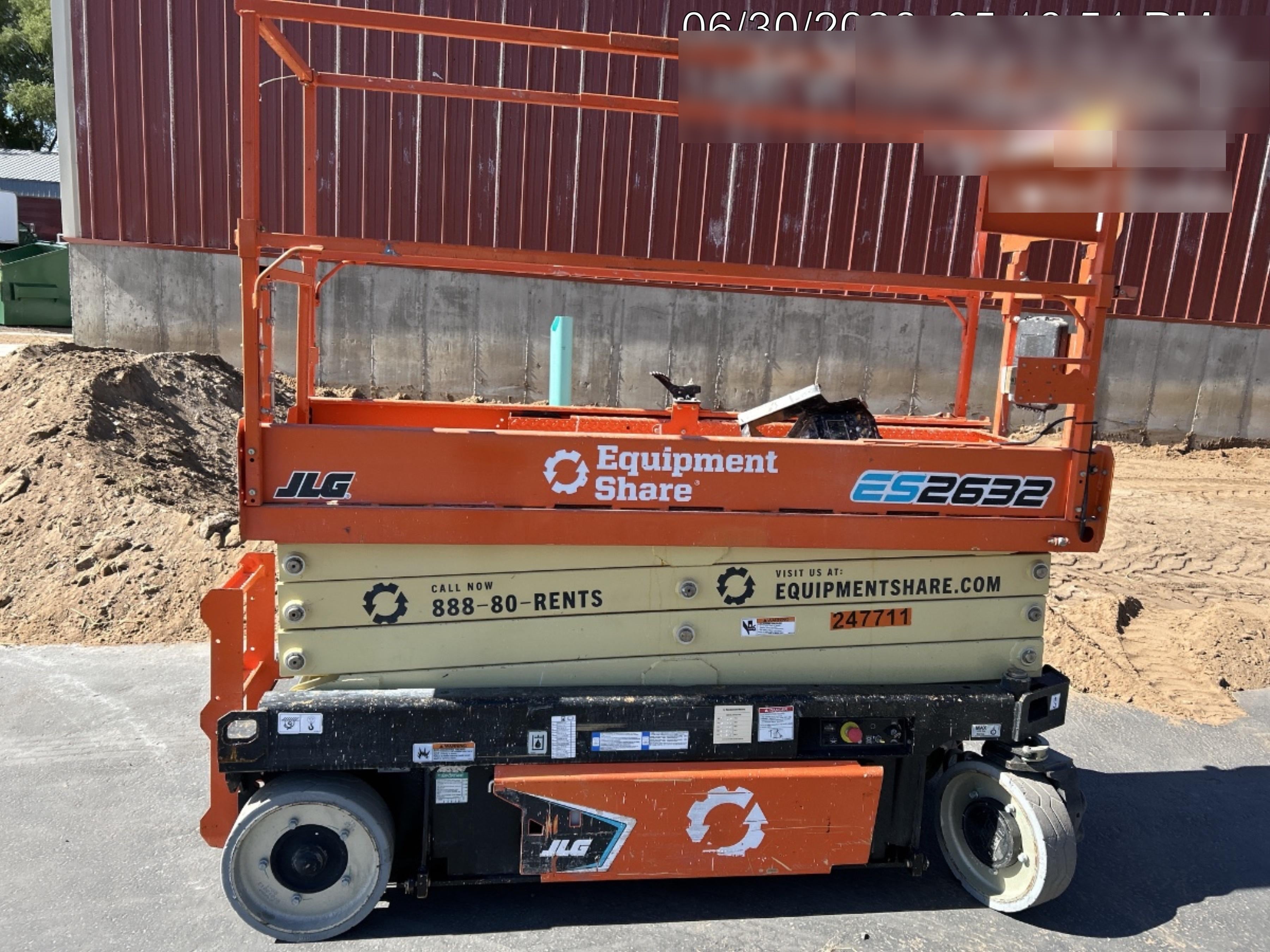 2022 JLG ES2632