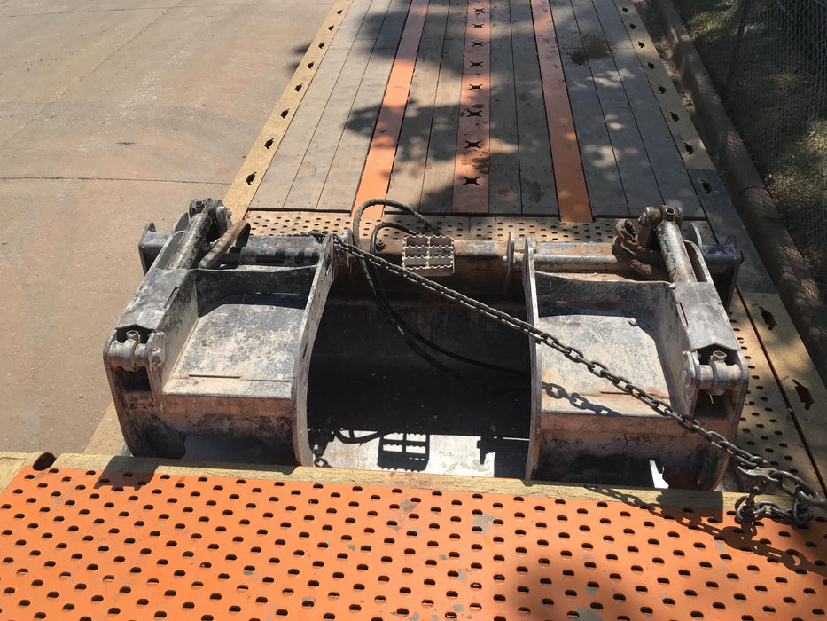 2018 PALADIN 76" Scrap Grapple Bucket - Paladin