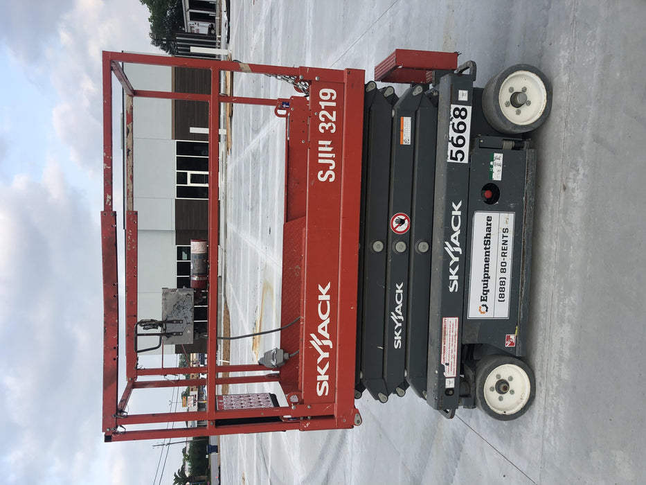 2019 Skyjack SJIII-3219 Standard Options, Trojan Batteries