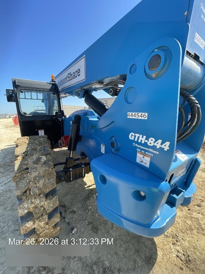 2017 GENIE GTH-844