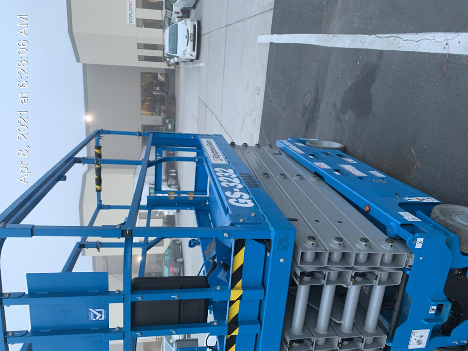 2021 GENIE GS-3232