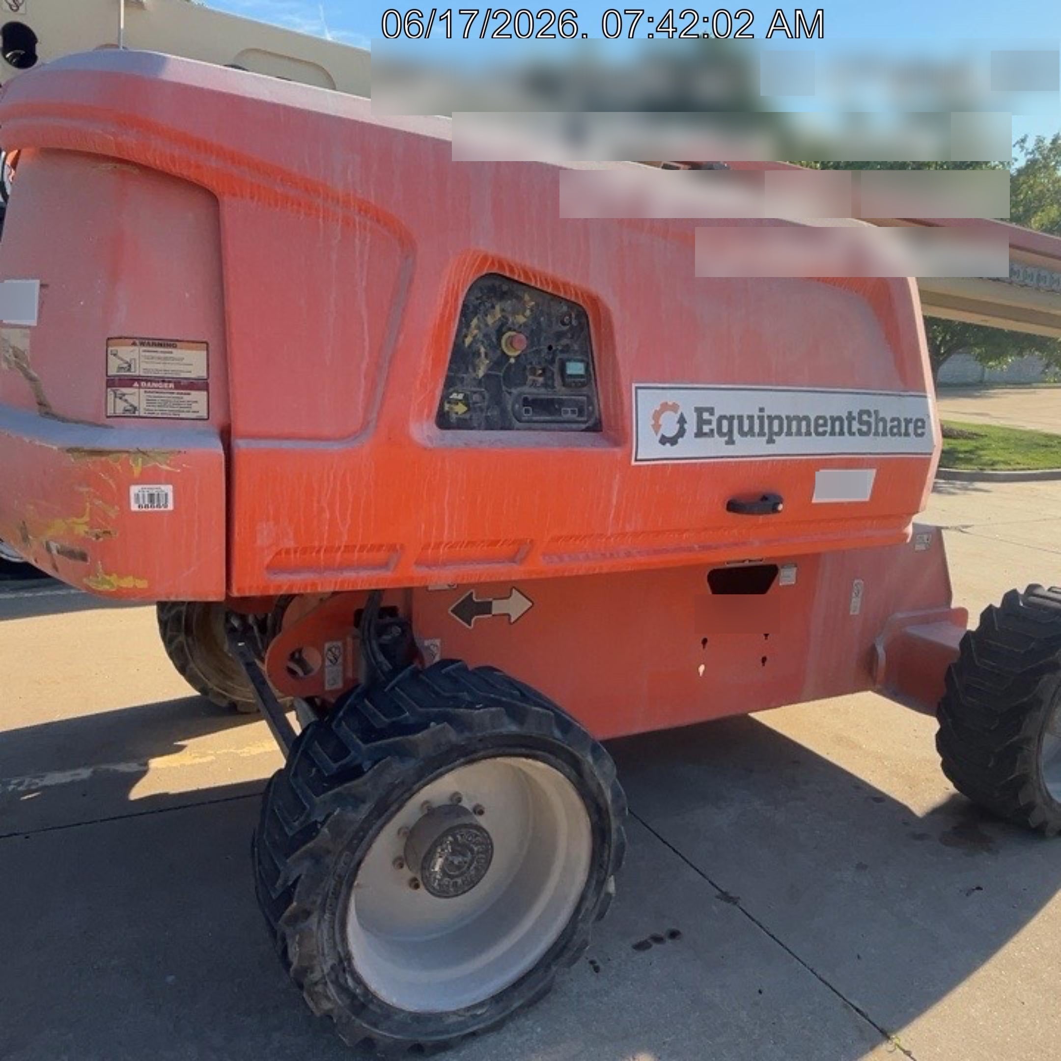 2018 JLG 660SJ