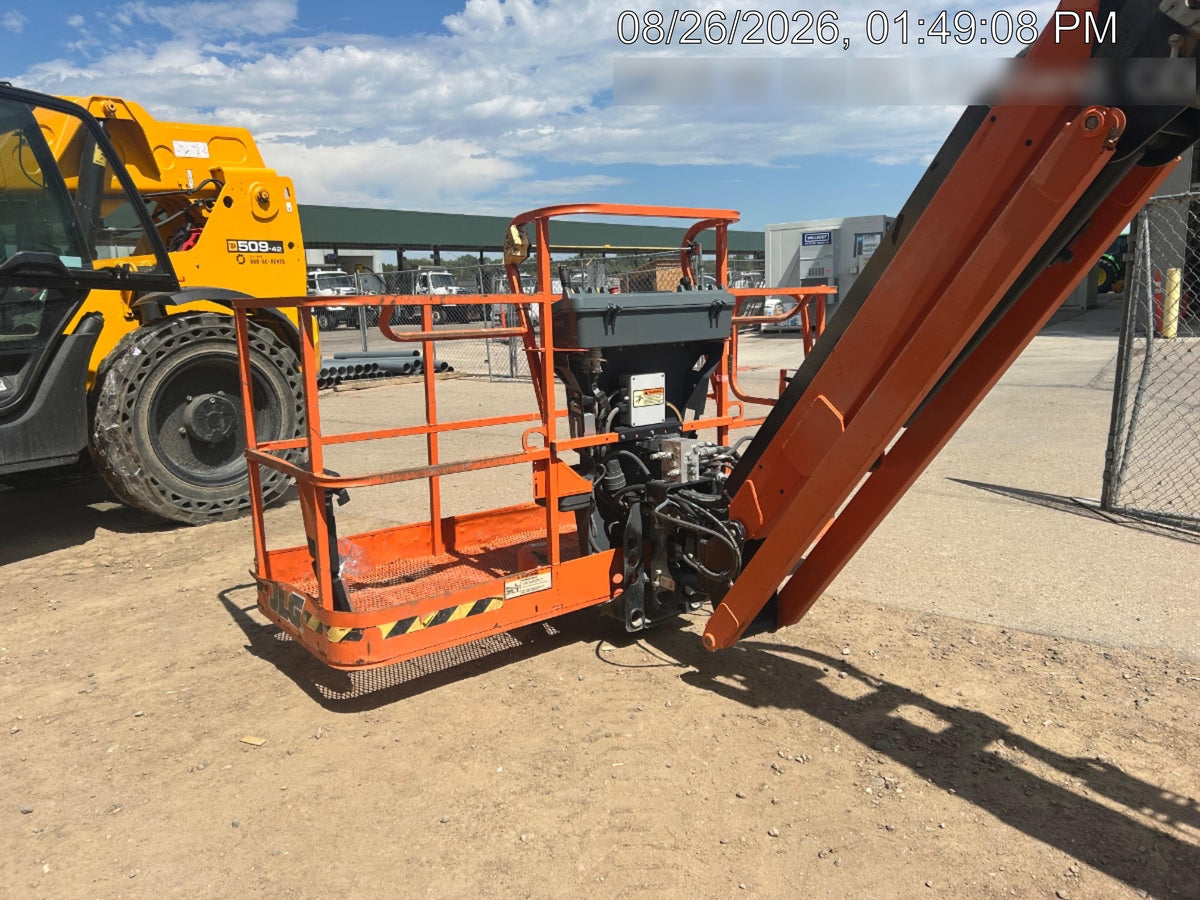 2023 JLG 660SJ