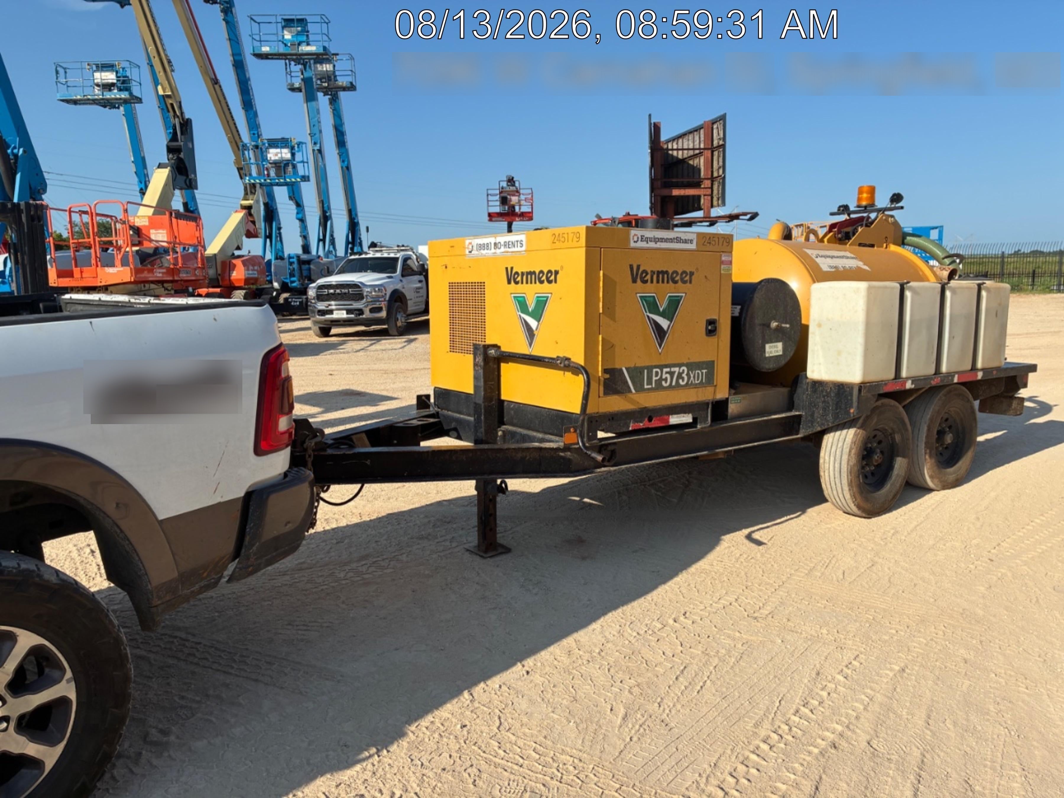 2022 VAC-TRON LP573XDT