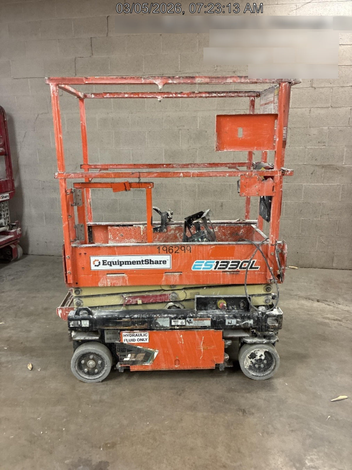 2021 JLG ES1330L