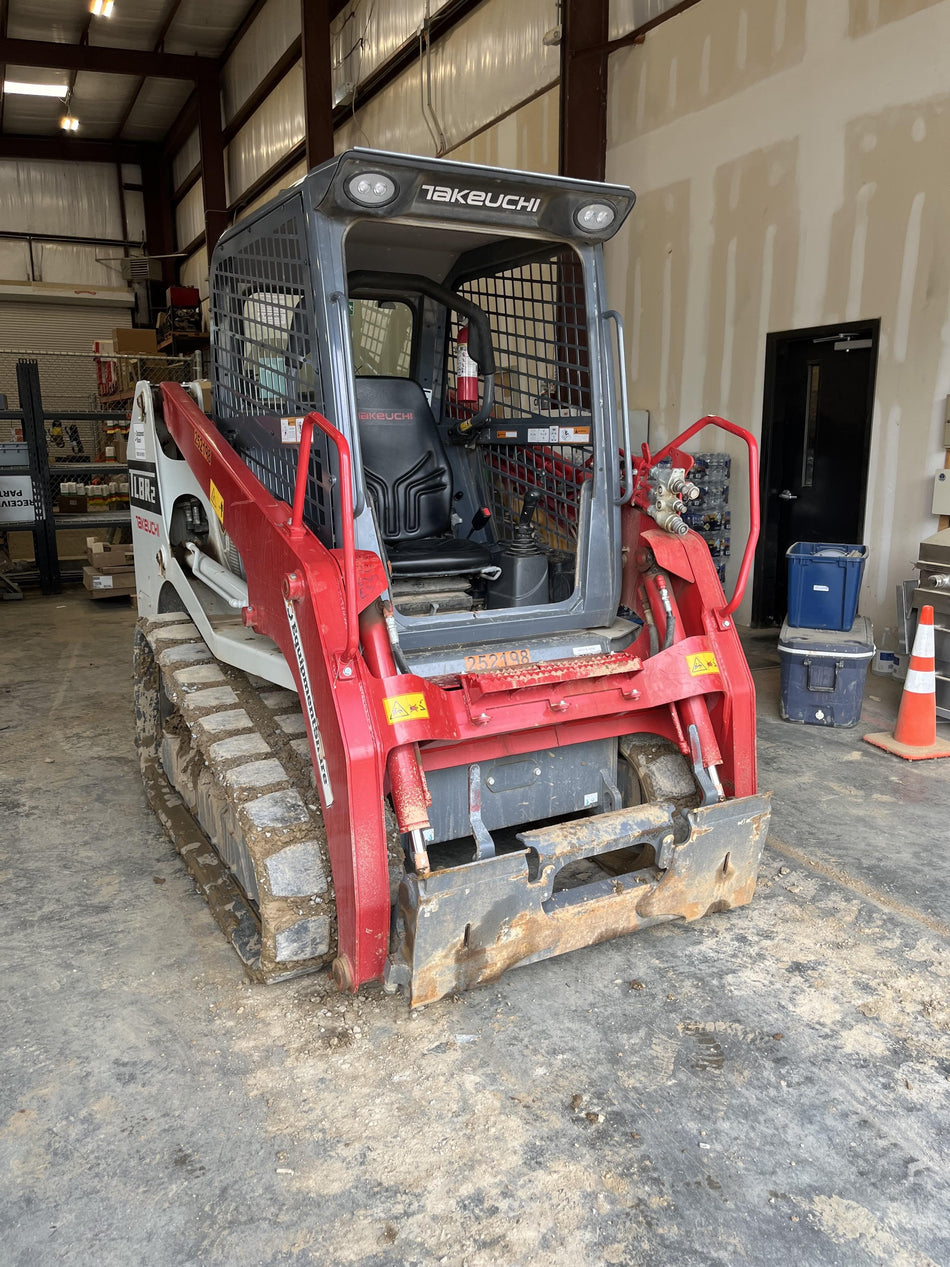 2022 TAKEUCHI TL8R2-R