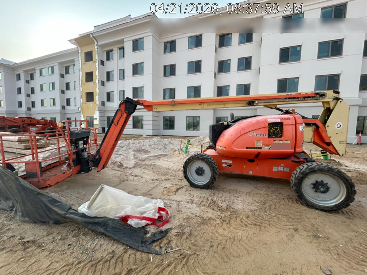 2021 JLG 600AJ
