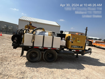 2021 Vac-Tron LP573XDT T4 Koehler Diesel Engine, 500 Gallon Debris Tank, x2 100 Gallon Water Tanks