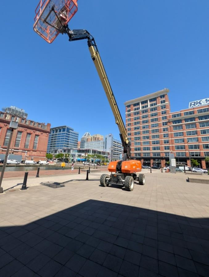 2024 JLG 860SJ