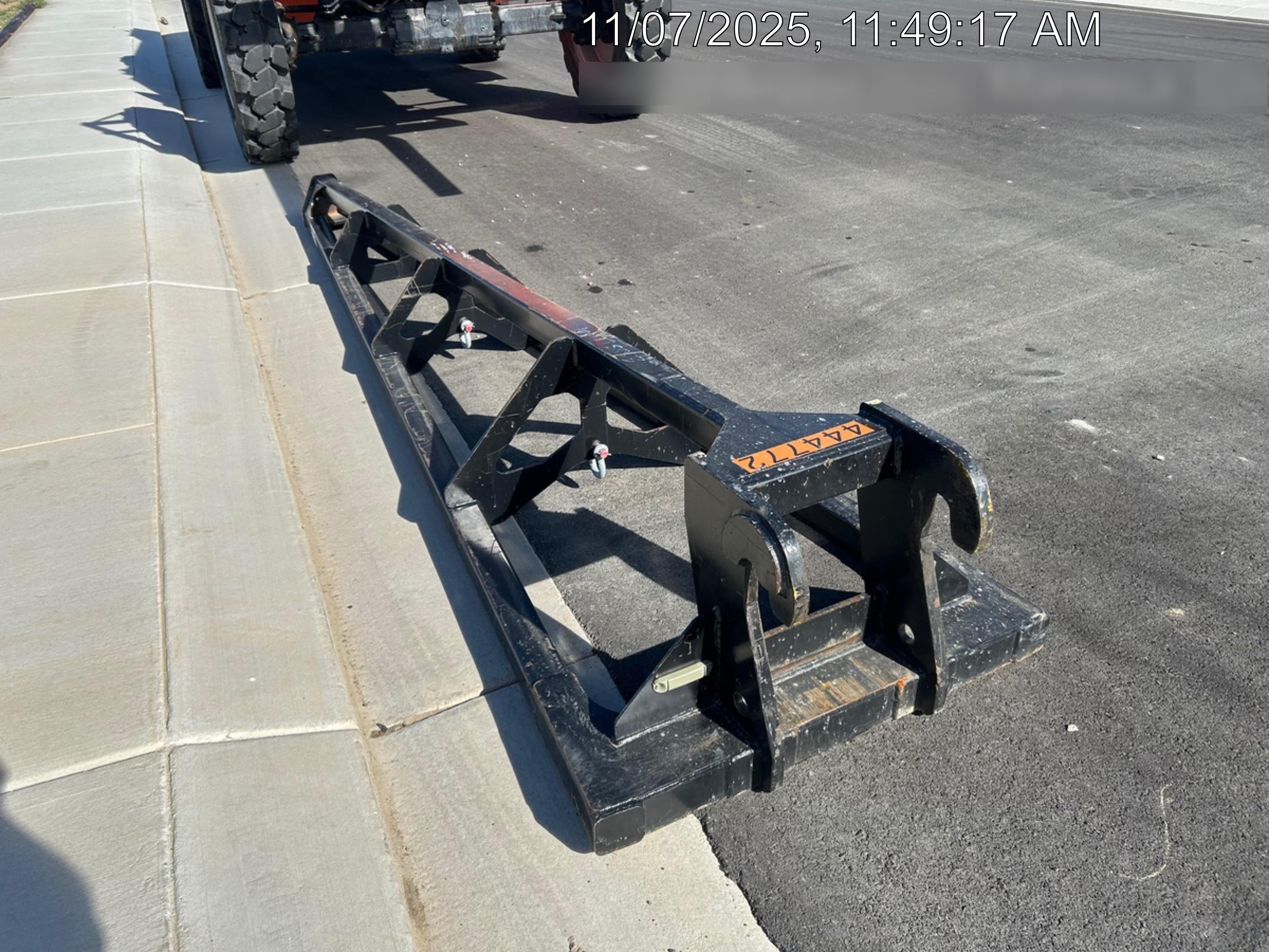 2024 JLG 1001275853